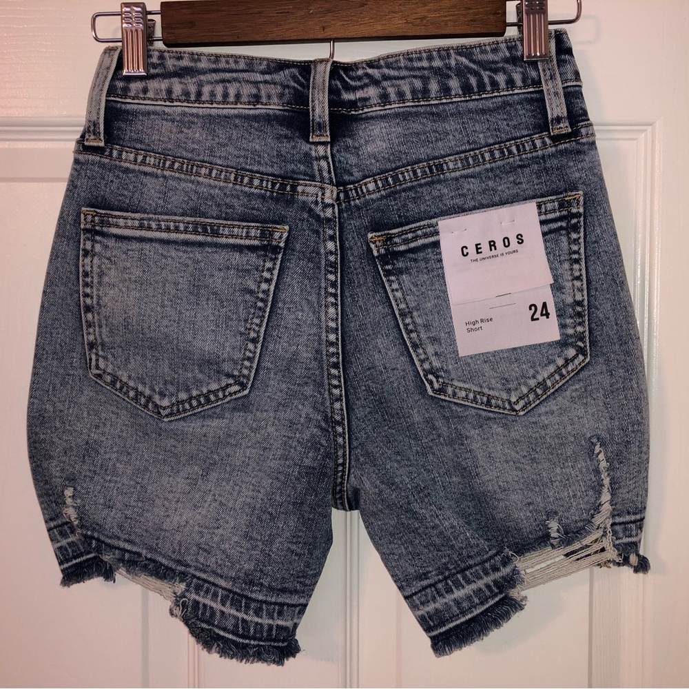 Ceros jean shorts (24) - Picture 2 of 4